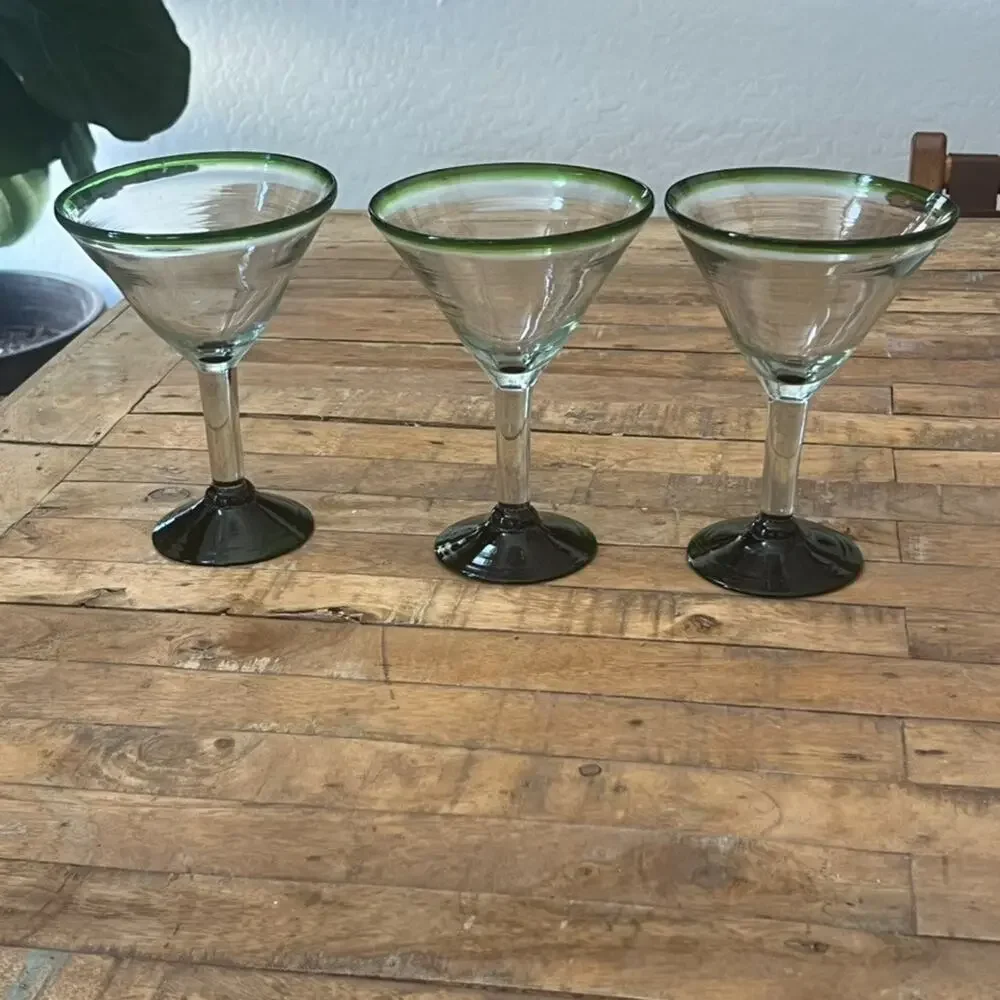 Mexican Hand Blown Martini Glasses Green Rim 7.25